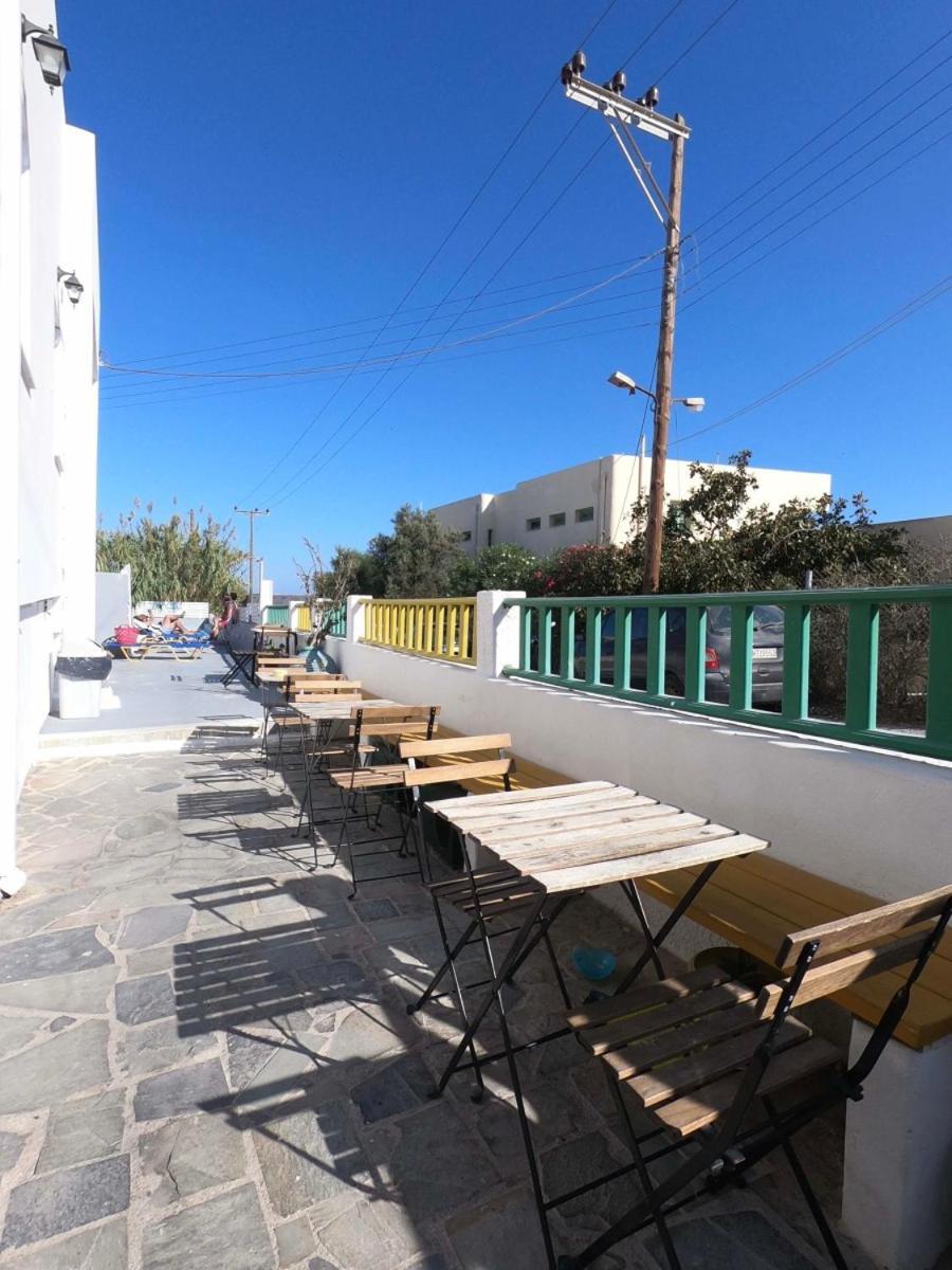 Fira Backpackers Place Exterior foto